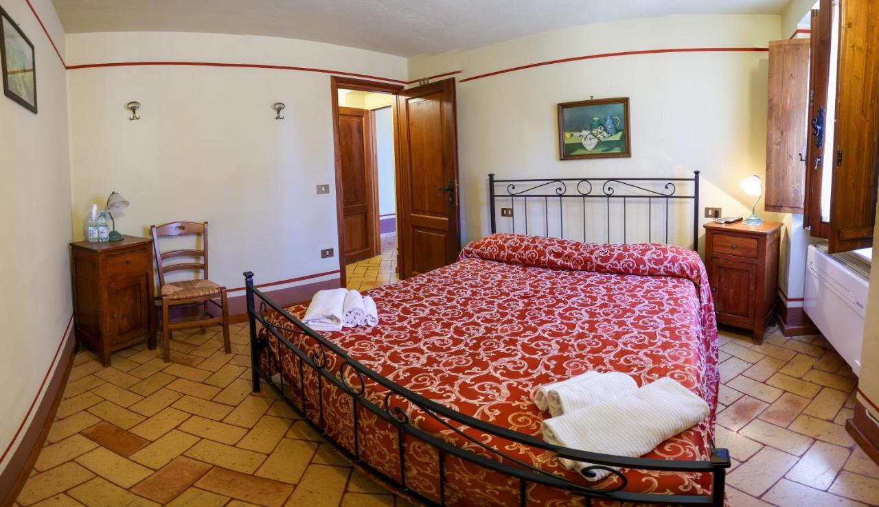 Albergo Diffuso Borgo Montemaggiore Montemaggiore al Metauro المظهر الخارجي الصورة