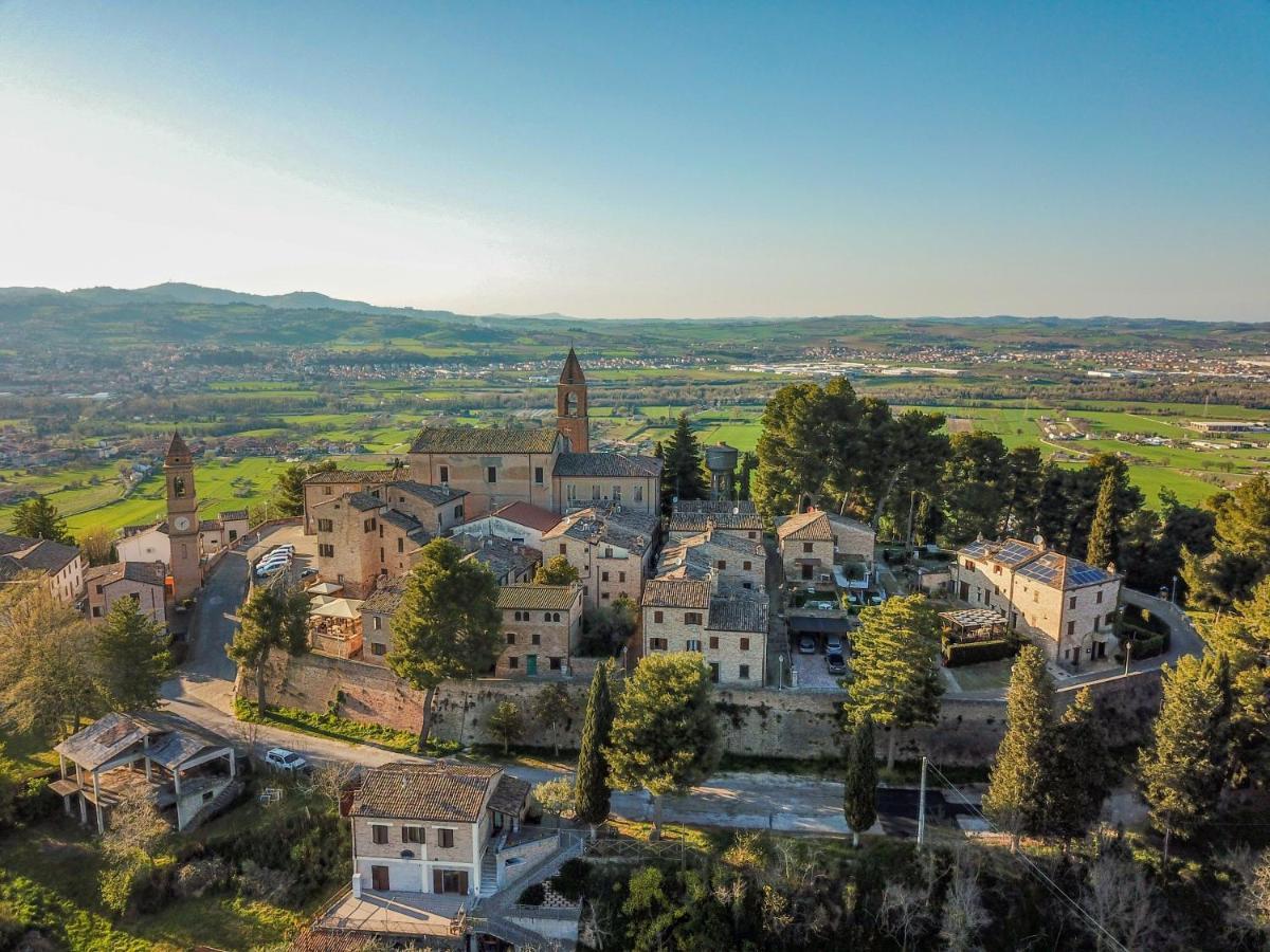 Albergo Diffuso Borgo Montemaggiore Montemaggiore al Metauro المظهر الخارجي الصورة